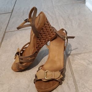 Womens aerosales wedges size 8